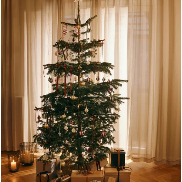 Künstliche Weihnachtsbäume