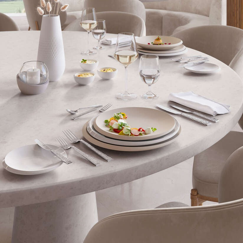 504413