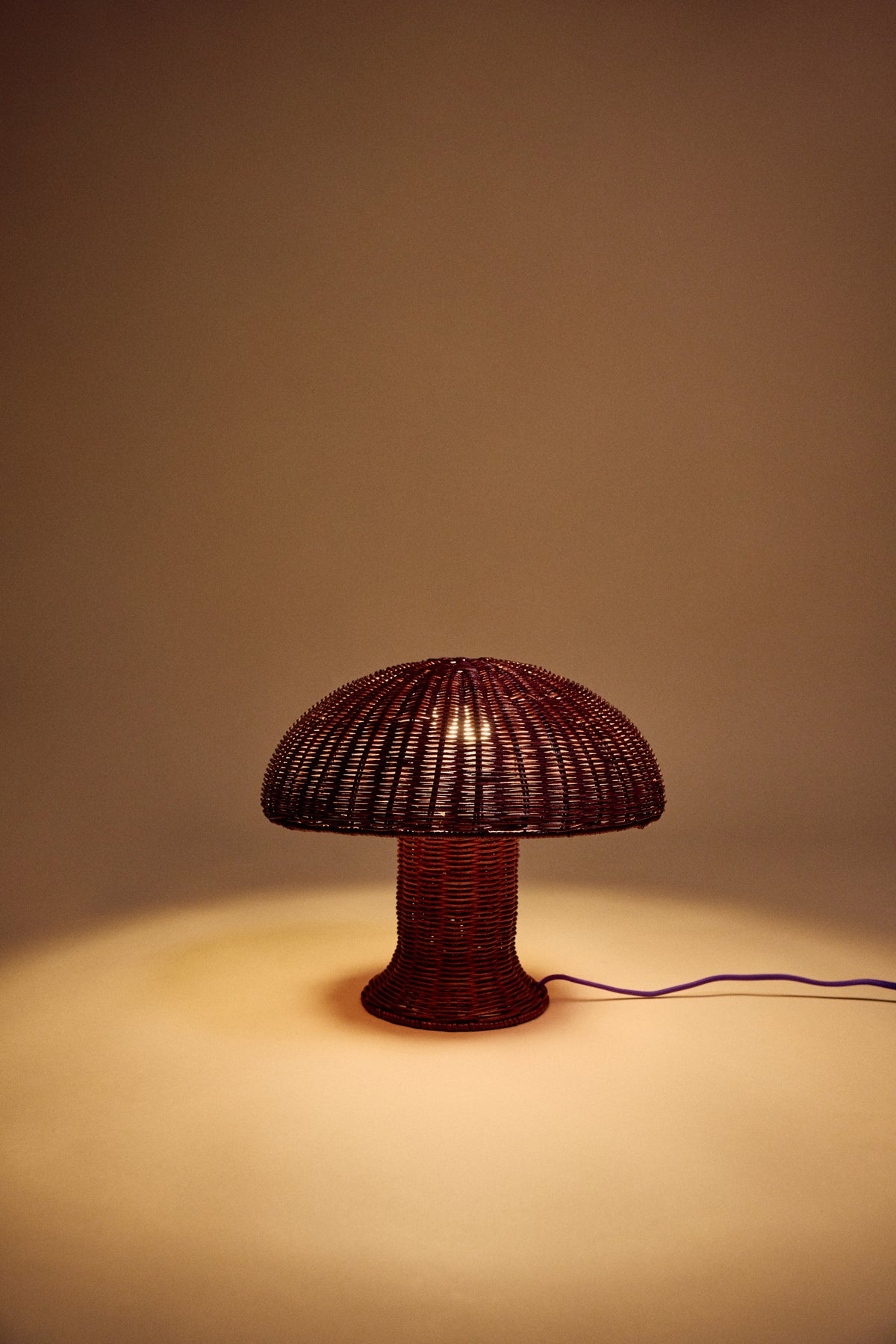VI 2025_HKLIVING_LAMPS_LR_-39.jpg
